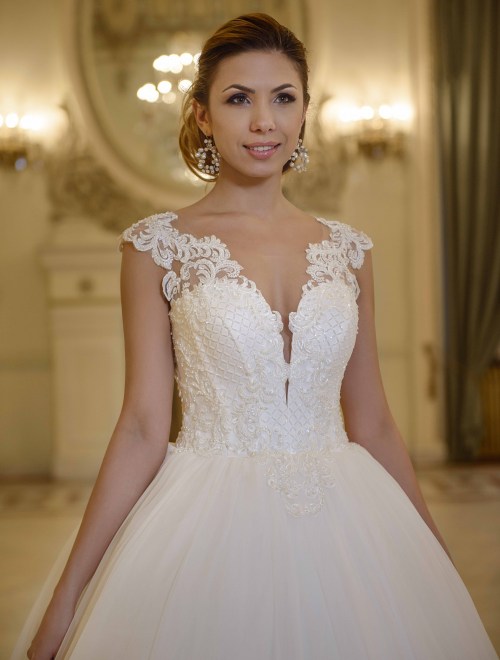 https://elisebride.ro/images/stories/virtuemart/product/VWD_IN_24_b.jpg