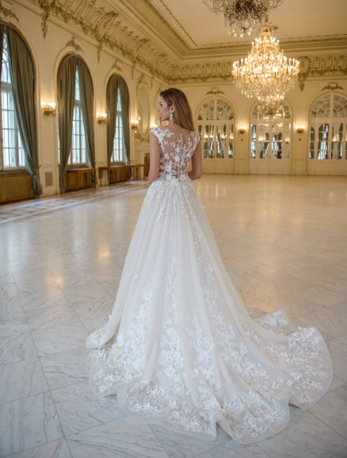 https://elisebride.ro/images/stories/virtuemart/product/VWD_IN_26_c.jpg