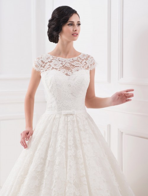 https://elisebride.ro/images/stories/virtuemart/product/VWD_IP_03_b.jpg