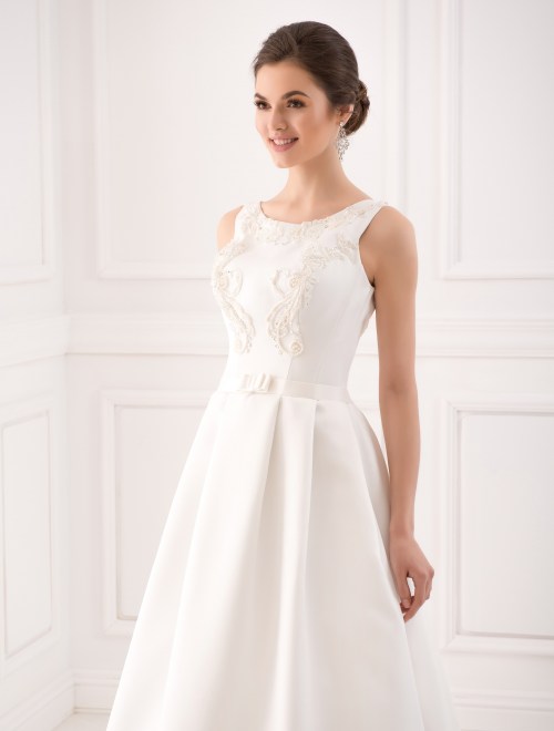 https://elisebride.ro/images/stories/virtuemart/product/VWD_IP_06_b.jpg