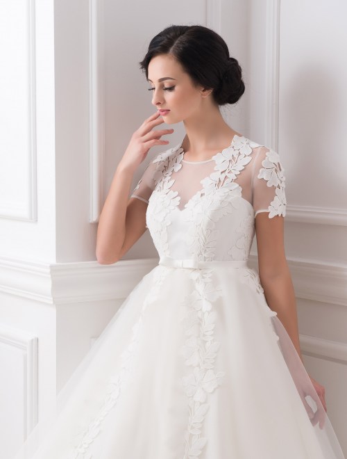 https://elisebride.ro/images/stories/virtuemart/product/VWD_IP_12_b.jpg