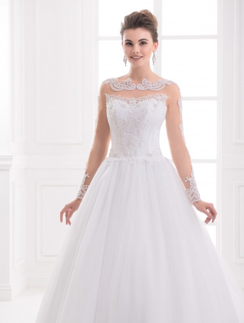 https://elisebride.ro/images/stories/virtuemart/product/VWD_IP_15_b72.jpg