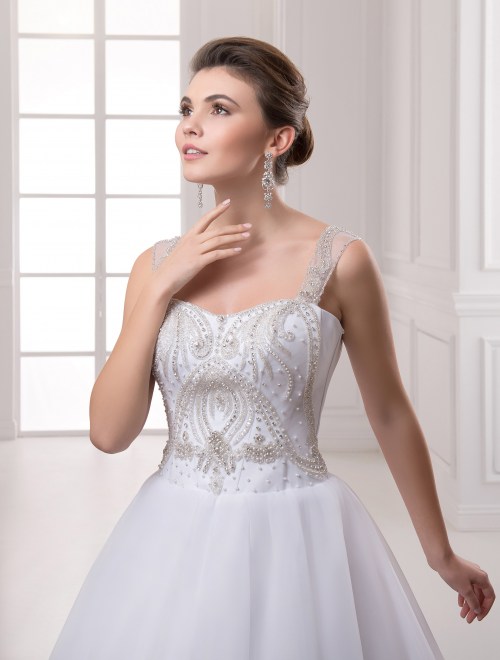 https://elisebride.ro/images/stories/virtuemart/product/VWD_IP_18_b28.jpg