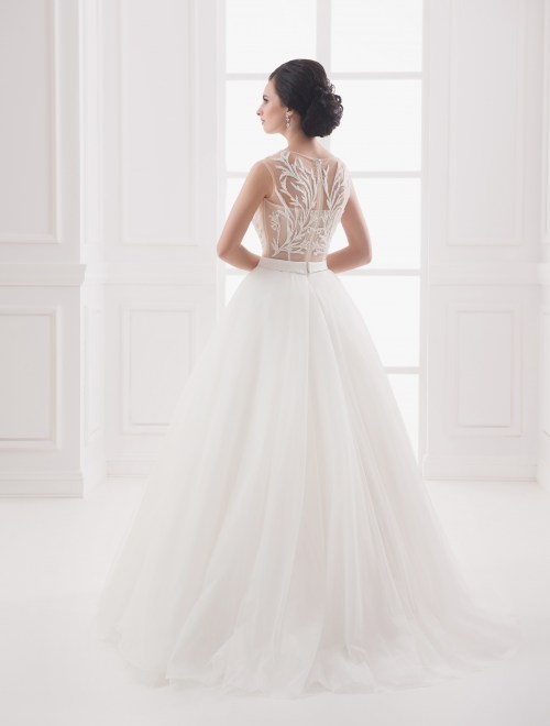 https://elisebride.ro/images/stories/virtuemart/product/VWD_IP_19_c.jpg