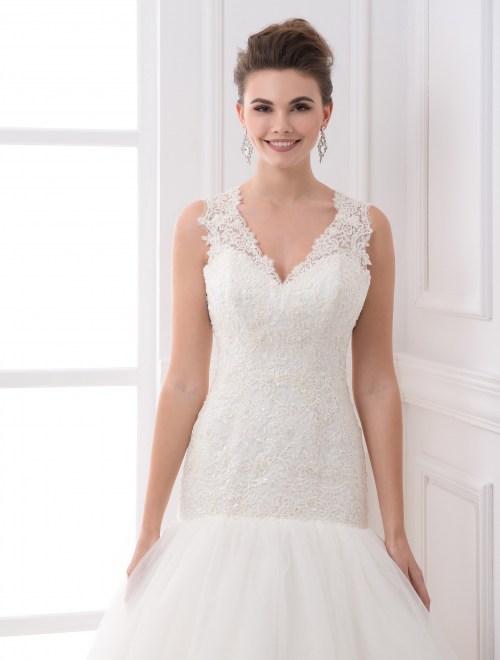 https://elisebride.ro/images/stories/virtuemart/product/VWD_IP_22_b.jpg