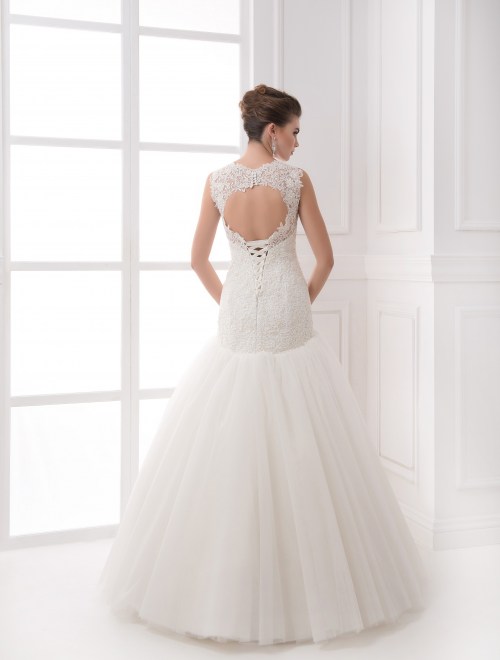 https://elisebride.ro/images/stories/virtuemart/product/VWD_IP_22_c.jpg