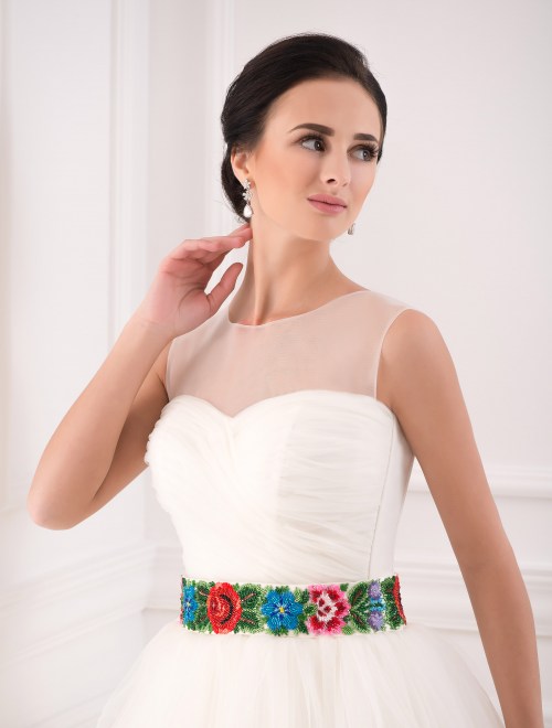 https://elisebride.ro/images/stories/virtuemart/product/VWD_IP_28_b.jpg