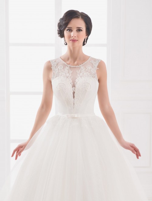 https://elisebride.ro/images/stories/virtuemart/product/VWD_IP_31_b.jpg