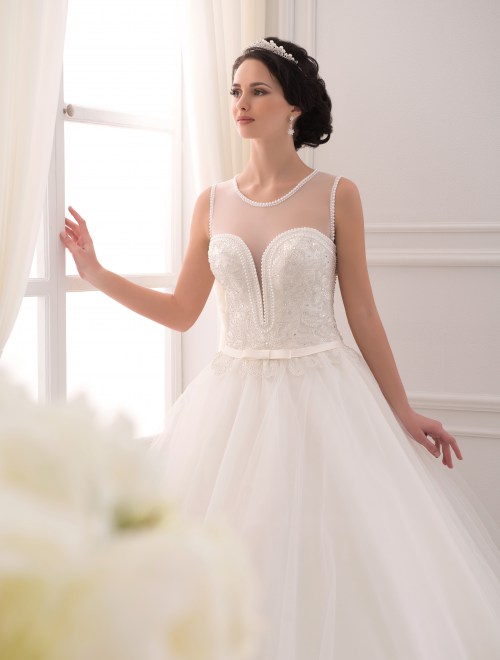 https://elisebride.ro/images/stories/virtuemart/product/VWD_PL_02_b.jpg