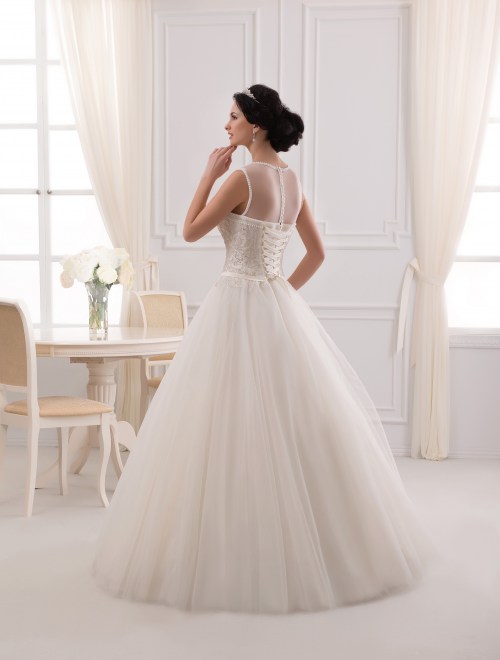 https://elisebride.ro/images/stories/virtuemart/product/VWD_PL_02_c.jpg