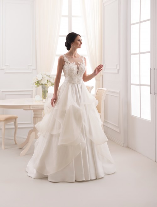 https://elisebride.ro/images/stories/virtuemart/product/VWD_PL_07_b.jpg
