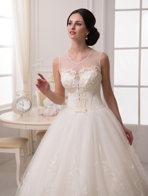https://elisebride.ro/images/stories/virtuemart/product/VWD_PL_14_b36.jpg