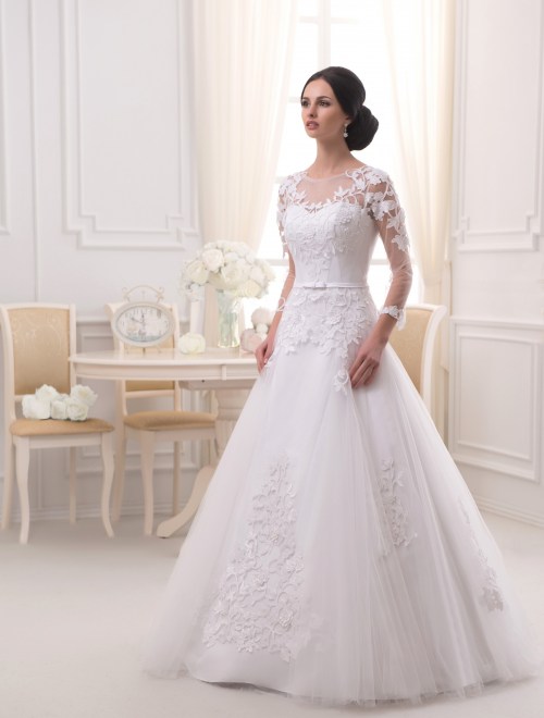 https://elisebride.ro/images/stories/virtuemart/product/VWD_RM_12_b36.jpg