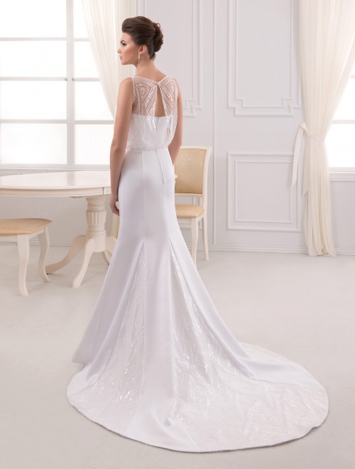 https://elisebride.ro/images/stories/virtuemart/product/VWD_RM_18_c.jpg