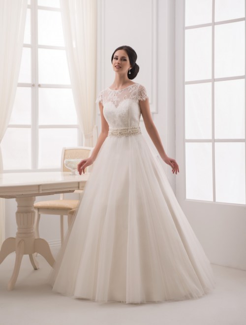 https://elisebride.ro/images/stories/virtuemart/product/VWD_RM_36_b.jpg