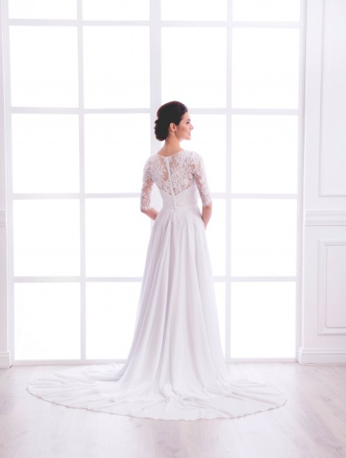 https://elisebride.ro/images/stories/virtuemart/product/VWD_TM_06_c.jpg