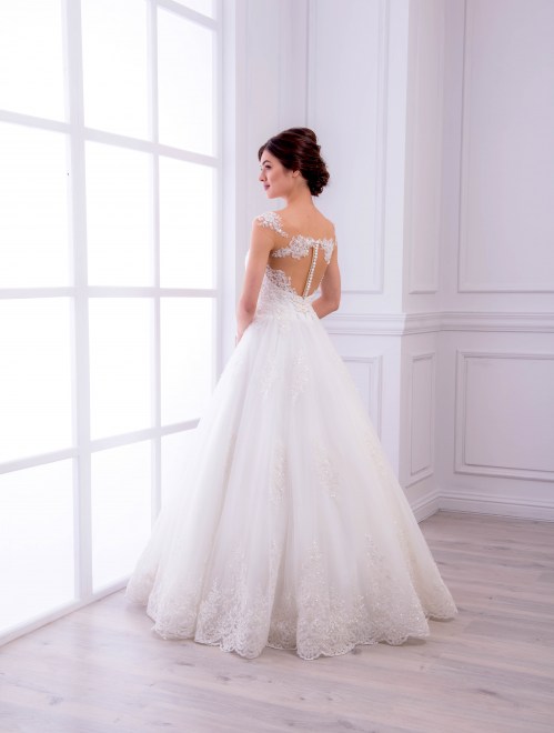 https://elisebride.ro/images/stories/virtuemart/product/VWD_TM_12_c.jpg