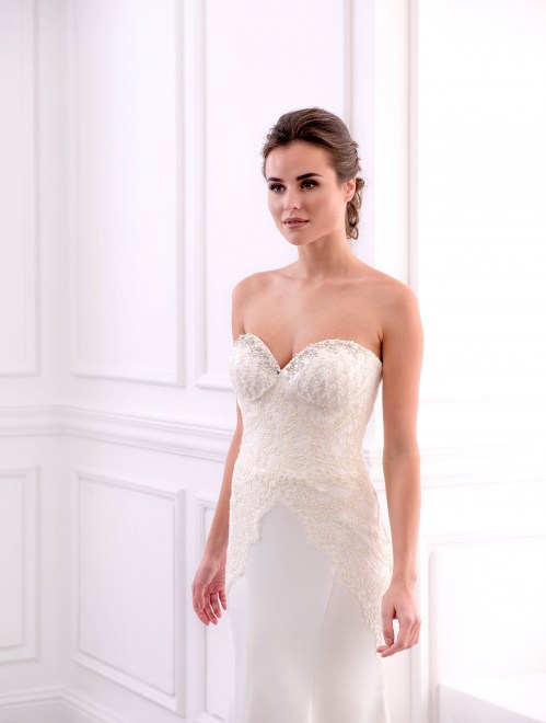https://elisebride.ro/images/stories/virtuemart/product/VWD_TM_14_b.jpg