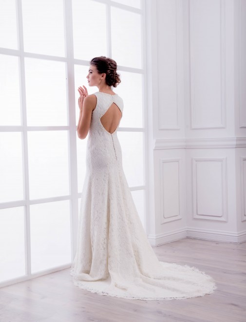 https://elisebride.ro/images/stories/virtuemart/product/VWD_TM_16_c.jpg
