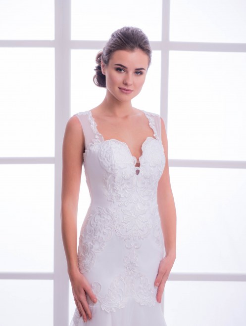 https://elisebride.ro/images/stories/virtuemart/product/VWD_TM_18_b79.jpg