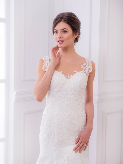https://elisebride.ro/images/stories/virtuemart/product/VWD_TM_20_b88.jpg
