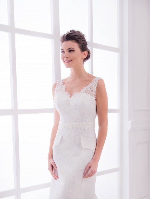 https://elisebride.ro/images/stories/virtuemart/product/VWD_TM_21_b.jpg