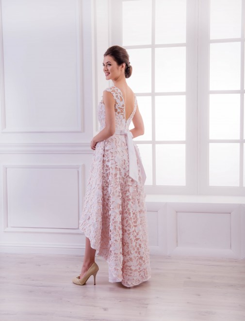 https://elisebride.ro/images/stories/virtuemart/product/VWD_TM_32_c.jpg