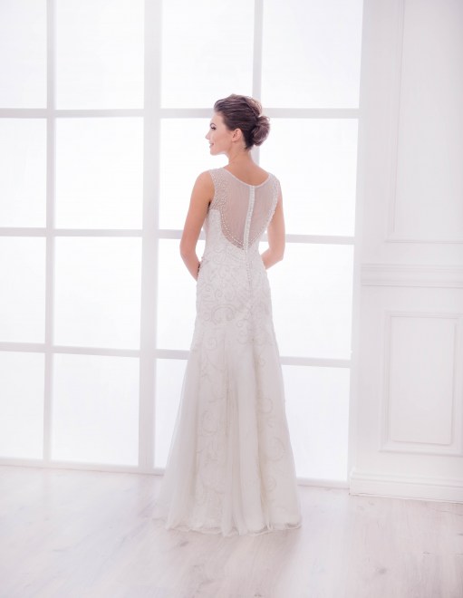 https://elisebride.ro/images/stories/virtuemart/product/VWD_TM_39_c.jpg