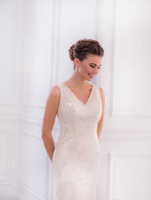 https://elisebride.ro/images/stories/virtuemart/product/VWD_TM_43_b.jpg