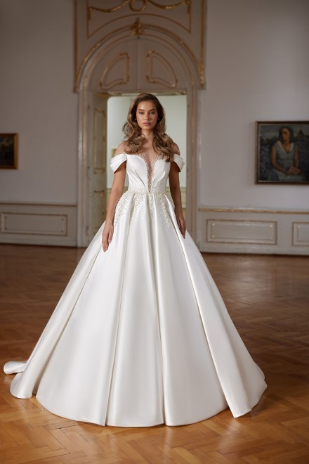 https://elisebride.ro/images/stories/virtuemart/product/adela-02.jpg