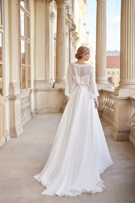 https://elisebride.ro/images/stories/virtuemart/product/anne_03.jpg