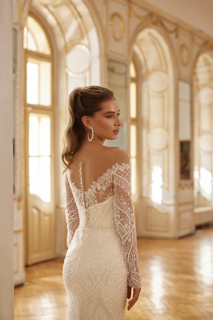 https://elisebride.ro/images/stories/virtuemart/product/esmeralda-03.jpg
