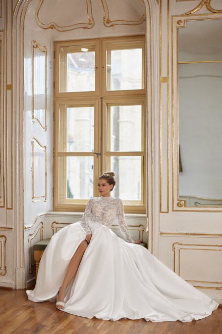 https://elisebride.ro/images/stories/virtuemart/product/therese-04.jpg